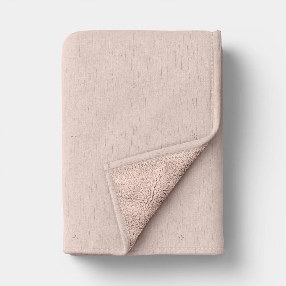 Valentine's nwt Day Gauze Throw with Cozy Reverse Pink - Threshold